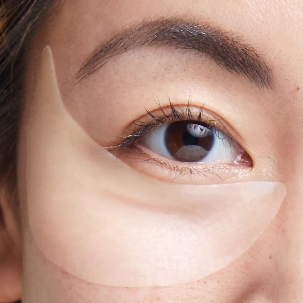 Retinol Youth Renewal  Eye Mask - Single Pack - Image 3